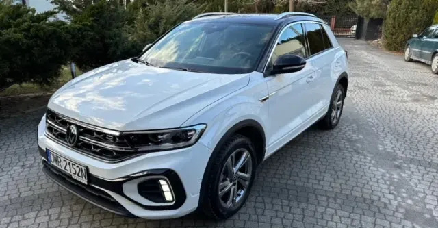 samochody osobowe Volkswagen T-Roc cena 137000 przebieg: 12500, rok produkcji 2022 z Wrocław